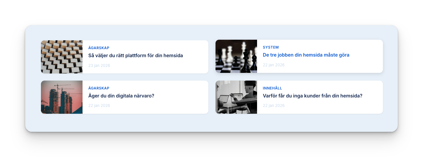 Översikt av blogginlägg om hemsidor med rubriker och datum i en kortlayout på ljus bakgrund